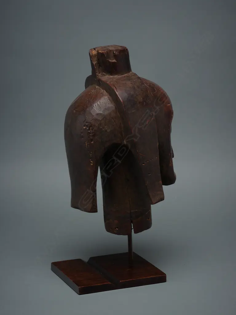 Wooden Fang reliquary guardian bust (Nlô-Byeri – Gabon, Image 1++